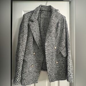 Blazer, like new. Size 6